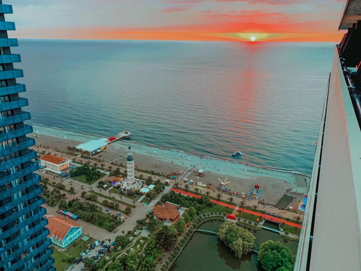 Отель Batumi Floor40 Экстерьер фото