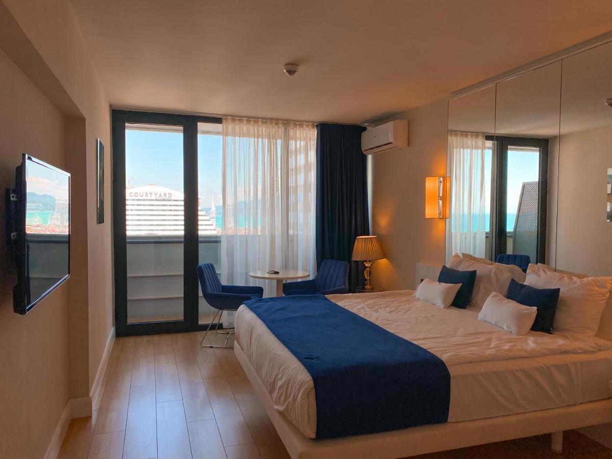 Отель Batumi Floor40 Экстерьер фото