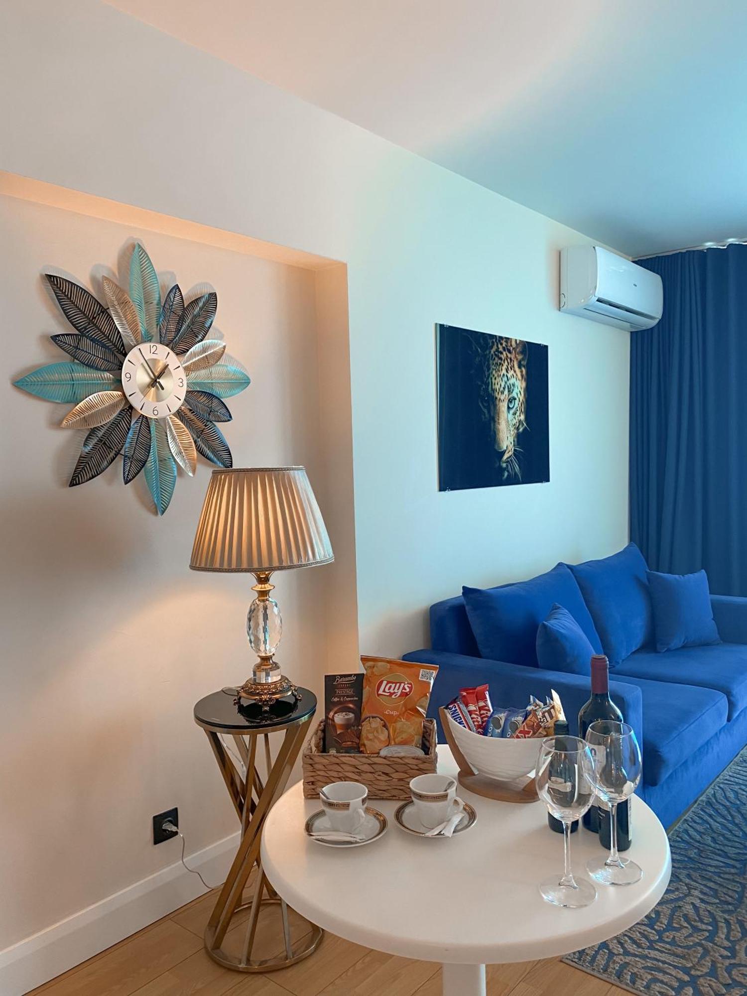 Отель Batumi Floor40 Экстерьер фото